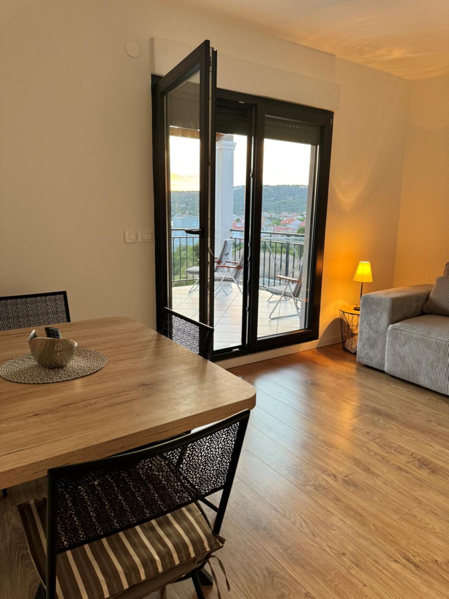 Apartman Vitanov Vinišće Exteriér fotografie