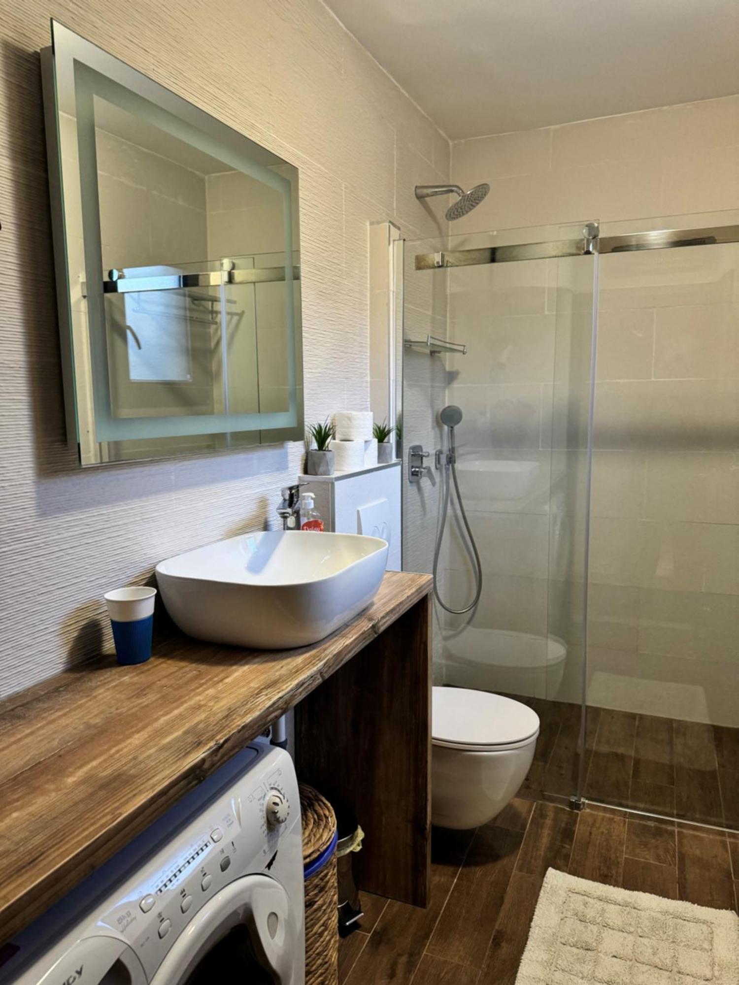Apartman Vitanov Vinišće Exteriér fotografie