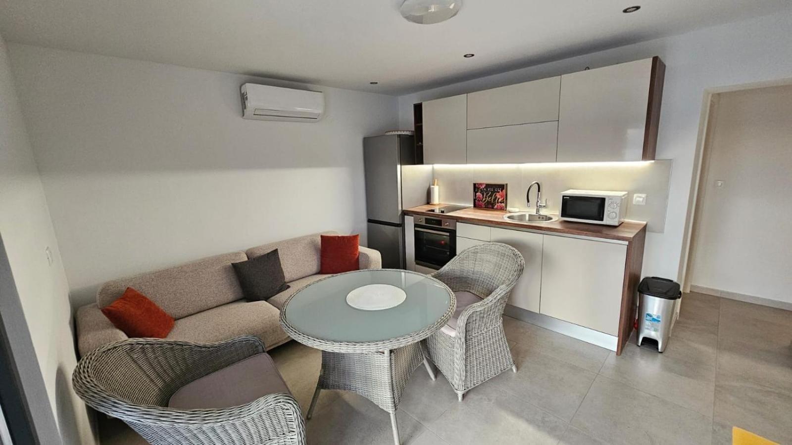 Apartman Vitanov Vinišće Exteriér fotografie