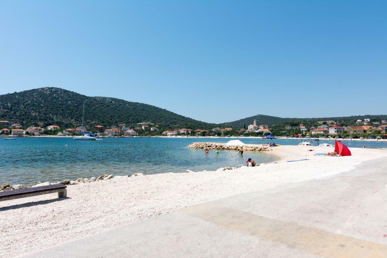 Apartman Vitanov Vinišće Exteriér fotografie