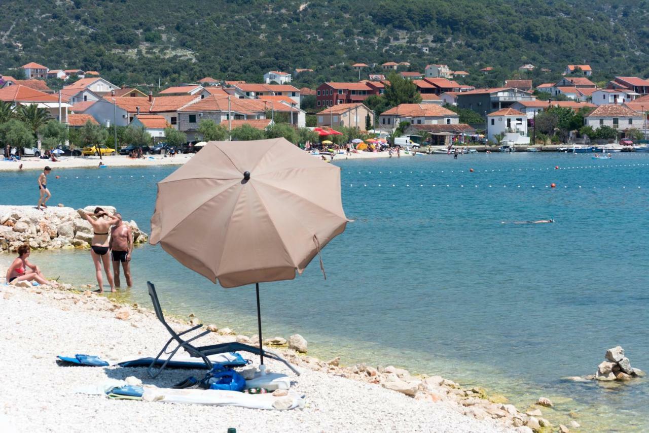 Apartman Vitanov Vinišće Exteriér fotografie